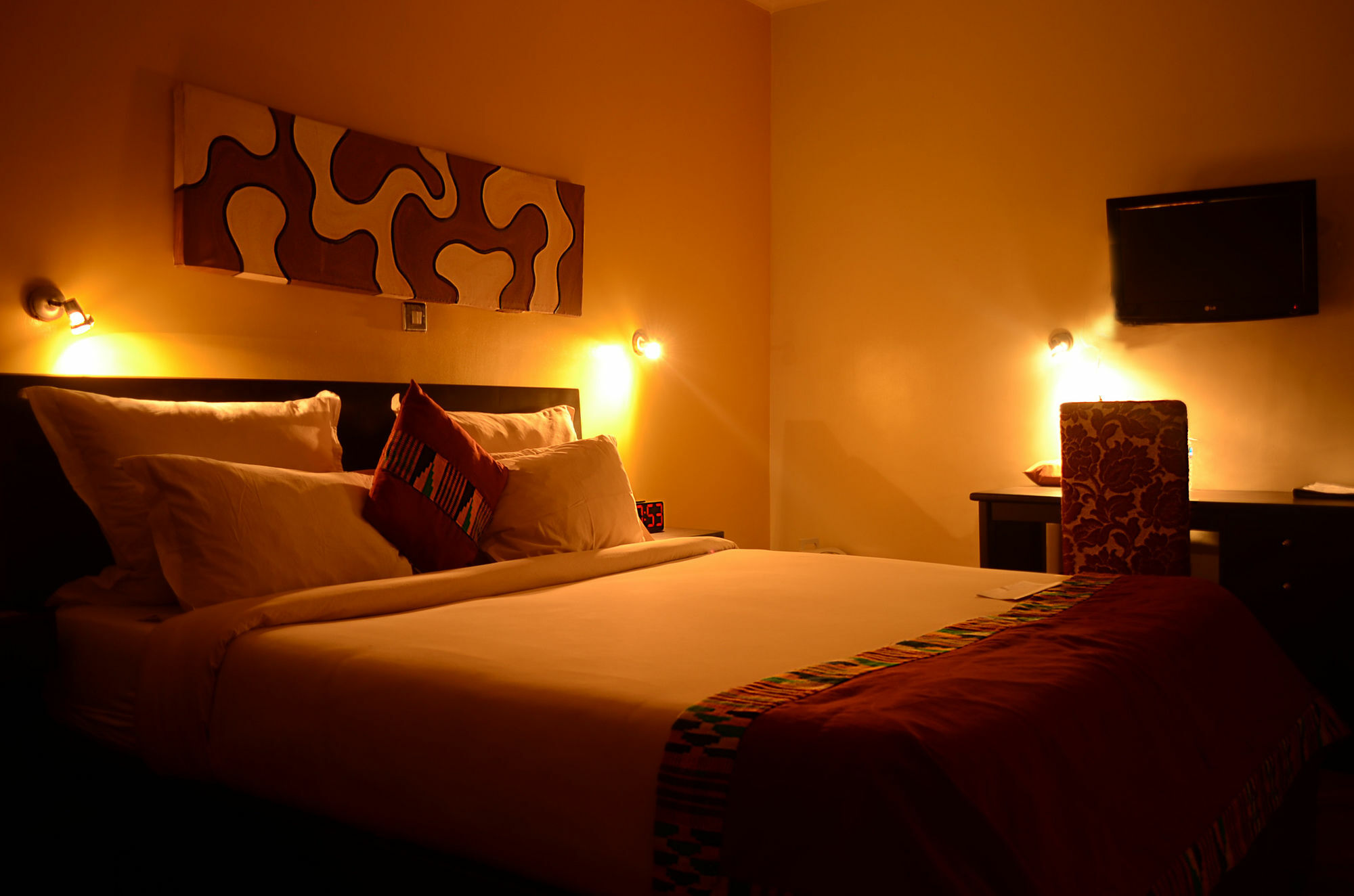 Hotel Bon Voyage Lagos Exterior photo